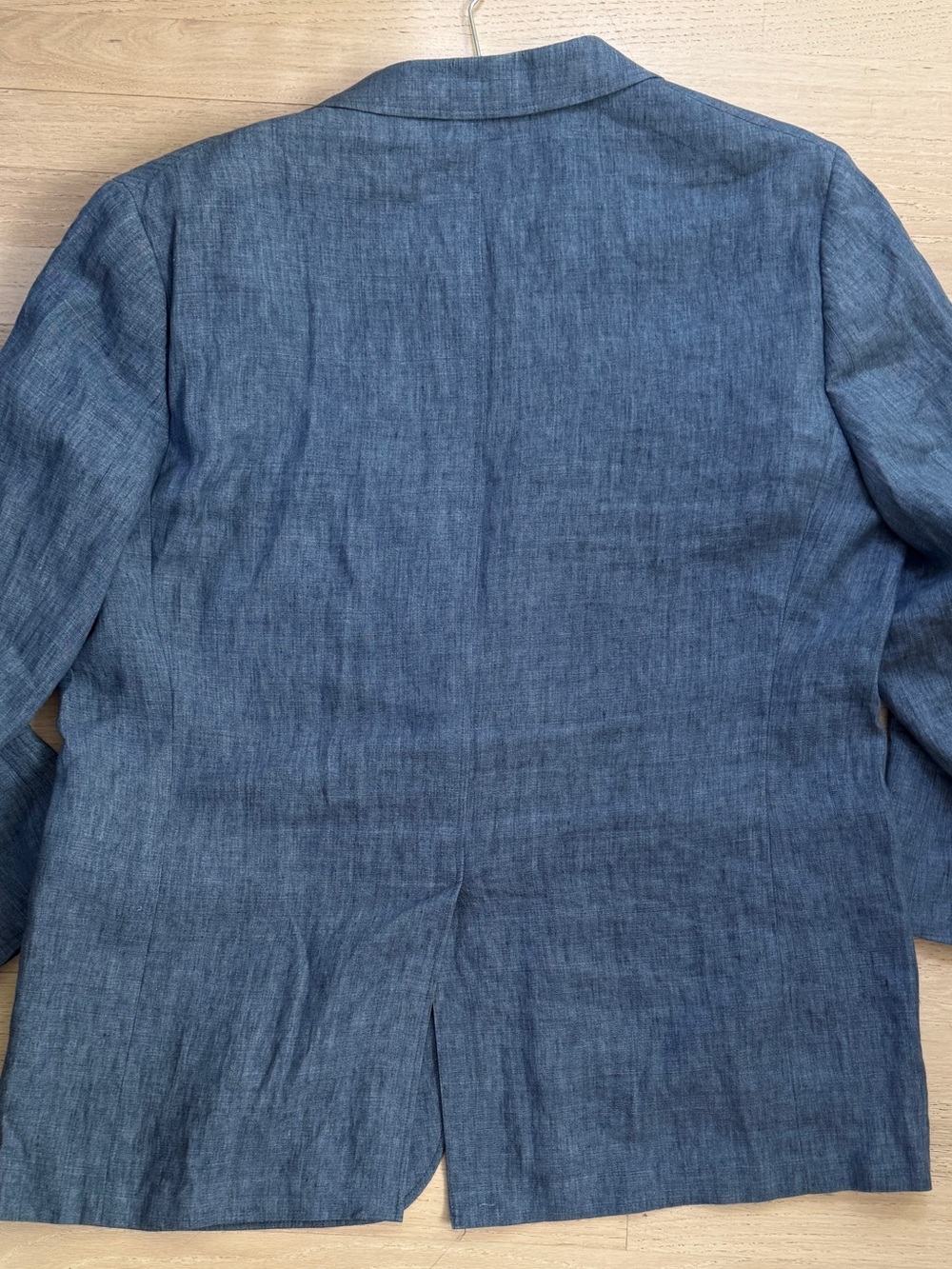 Brooks Brothers Denim-Textured Blue Sport Coat - Picture 4 of 5